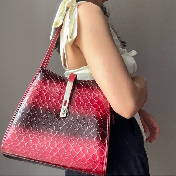 Cherry Red Shoulder Bag - Picture 4 of 11